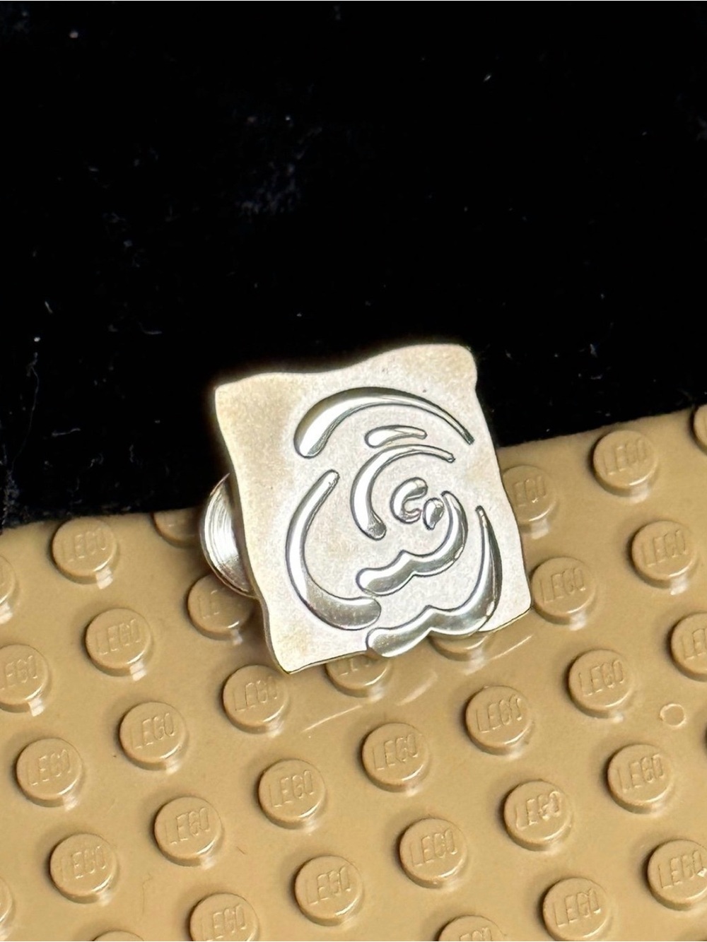 Silver Metal Lapel Pin with Home Interiors Logo Embossed Design